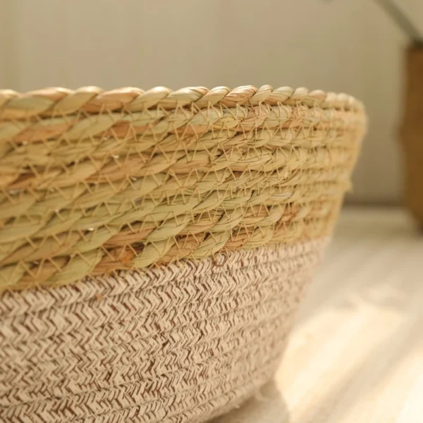 Cat Bed Handwoven Rattan Pet Sleeping Nest Basket Comfortable Breathable Dog Bed Large Scratch-resistant Bite-resistant