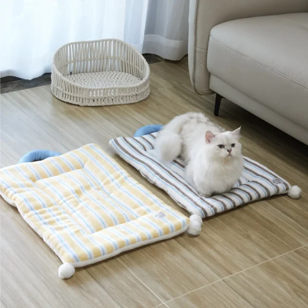 Dog Mat Four Seasons Universal Dog Bed Pet Sleeping Mat Floor Mat Cat Litter Quilt Blanket Warm Cat Mat